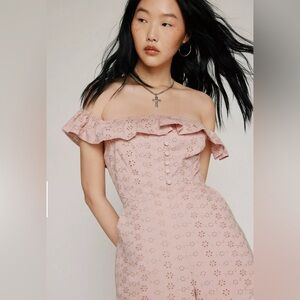 NWT Kimchi Blue Urban Outfitters Jeena Eyelet Off-The-Shoulder Pink Romper Small